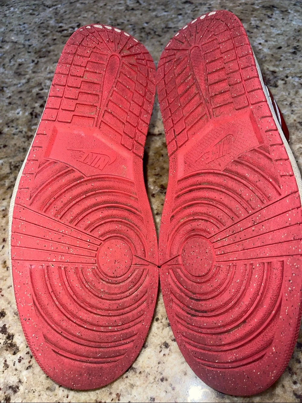 Jordan 1 Low Dune Red